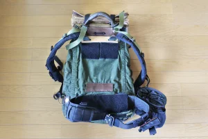 バックパック背中側