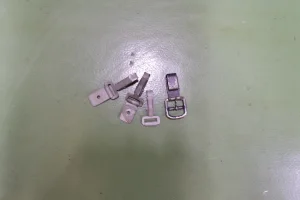 バックパック金具