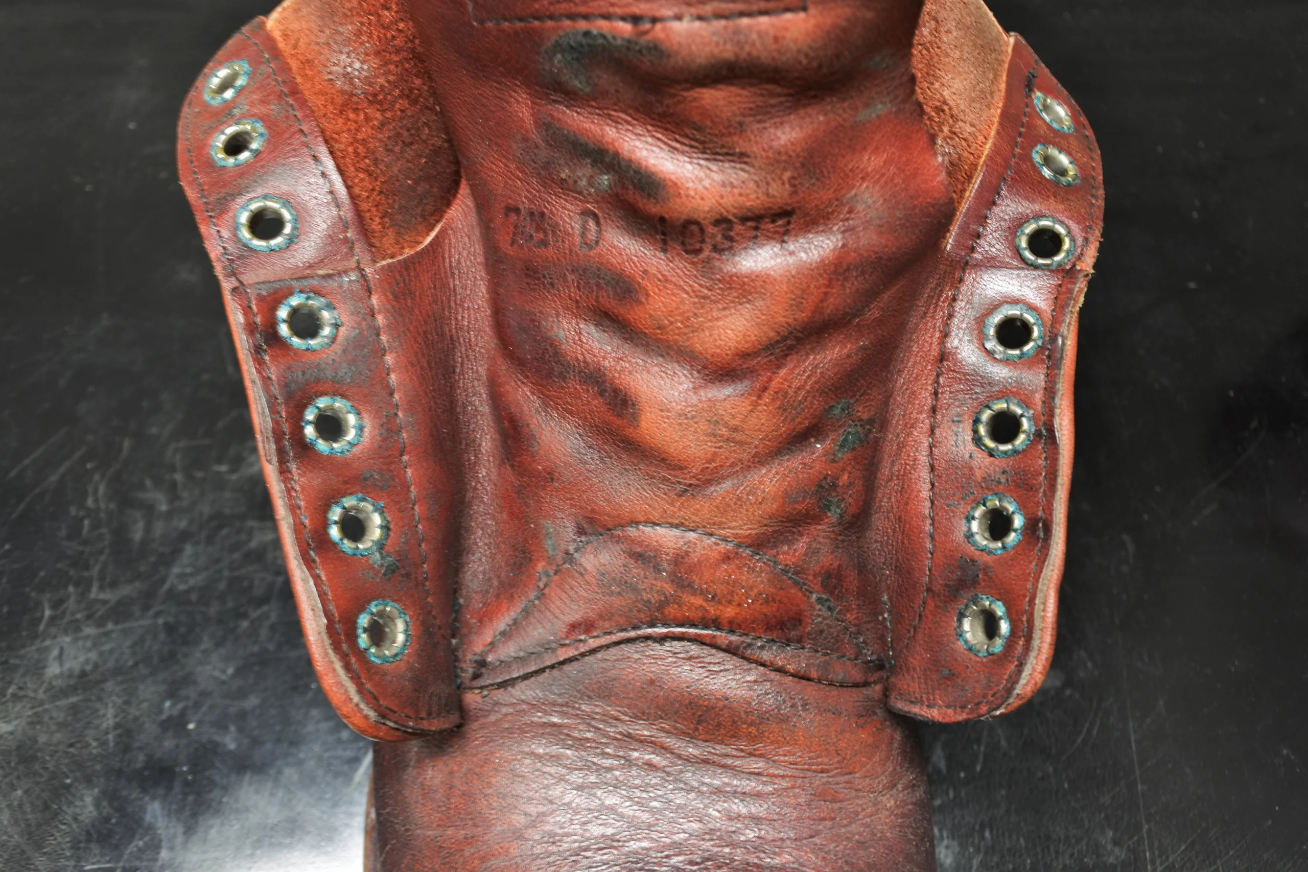 RED WING8166
