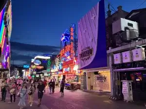パタヤ ウォーキングストリート