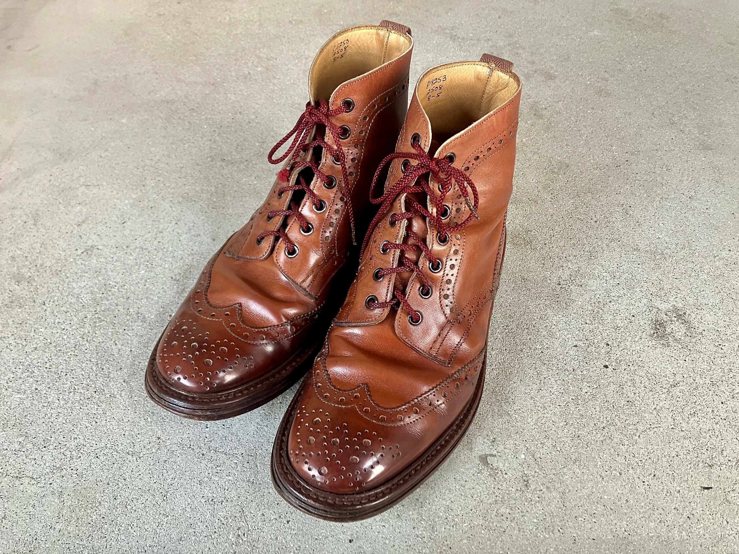 Trickersカントリーブーツ2025