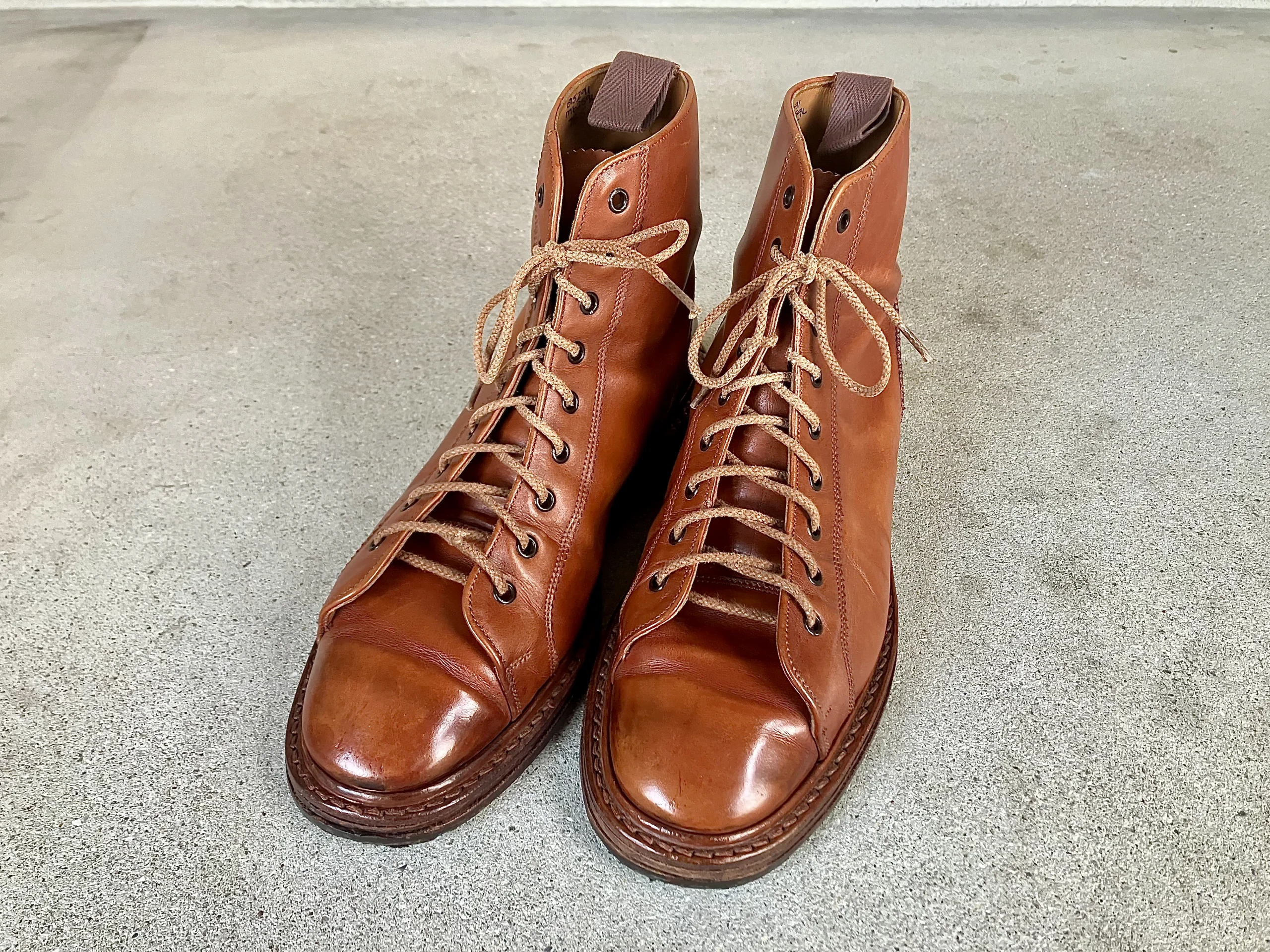 Trickersモンキーブーツ2025